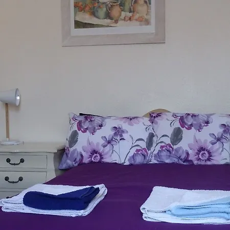 Sea Dogs 2* Scarborough